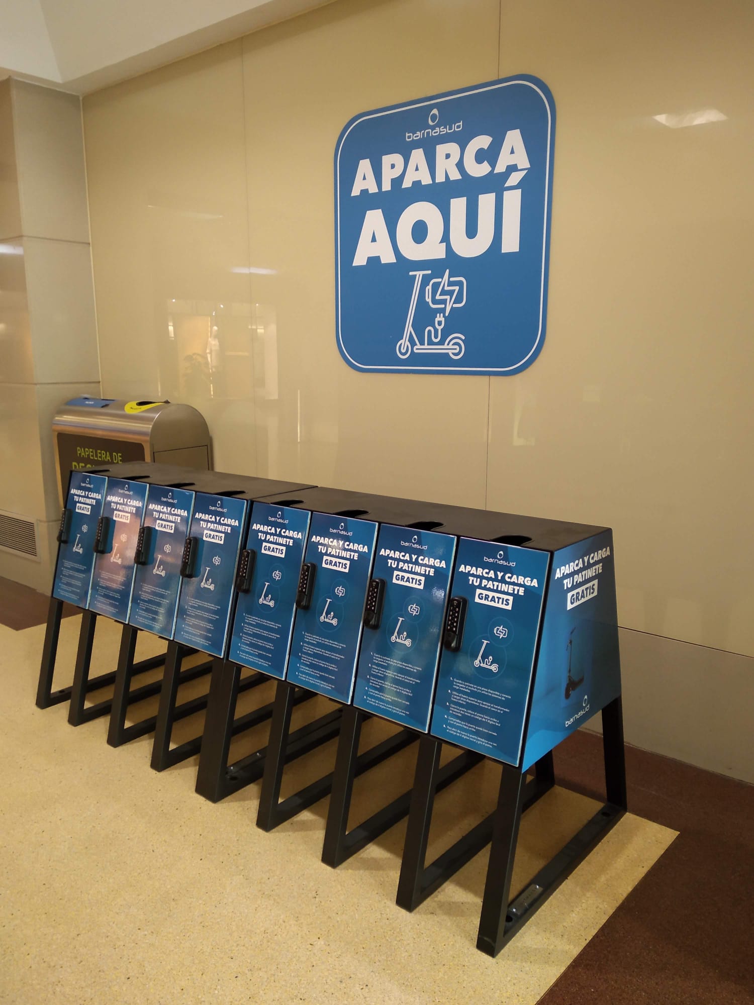 Station de recharge vélos et trottinettes